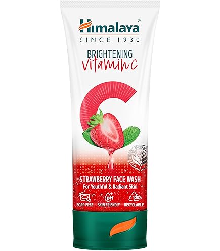 himalaya-vitamin-c-strawberry-face-wash-100ml-1767039132